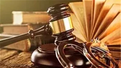 السجن 10 سنوات للمتهم السابع في قضية 