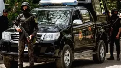 عاطل يطلق النار على والدة طليقته بأسوان ويقتل شخصًا يجلس على المقهى