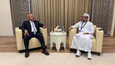 كامل الوزير يلتقي الرئيس التنفيذي لمجموعة موانئ أبوظبي لبحث موقف المشروعات المشتركة