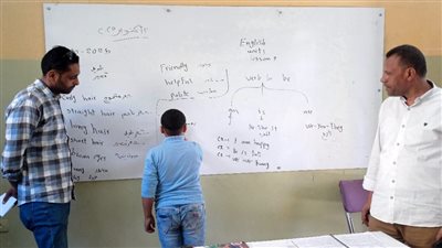  جولة تفقدية لمدير أبو تشت التعليمية بعددا من المدارس