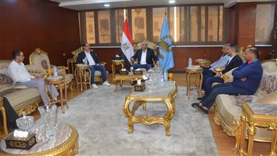 محافظ الغربية يستقبل نائب وزير الصحة عقب جولة ميدانية على المنشآت الطبية