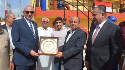 محافظ الغربية يفتتح محطة مياه طنبارة