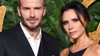 ديفيد بيكهام يحتفل بنجاح زوجته فيكتوريا خلال أسبوع الموضة بباريس 