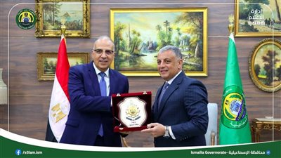 محافظ الإسماعيلية يستقبل وزير الموارد المائية والري 