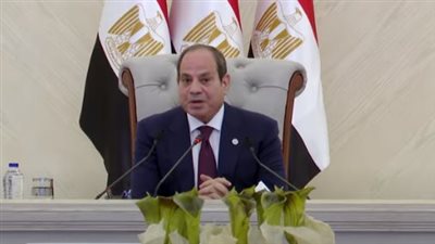 الرئيس السيسي: القوات المسلحة ساهمت في بناء البنية الأساسية للدولة (فيديو)