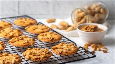 طريقة عمل كوكيز زبدة الفول السوداني الهش