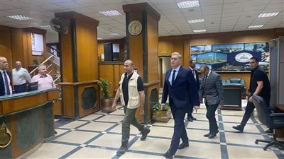 زيارة مفاجئة لوزير البترول والثروة المعدنية لشركة بدرالدين