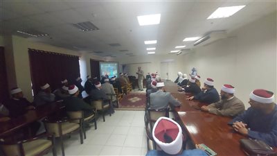  ضمن جلسات الدوار.. انطلاق فاعليات الدورة التدريبية لأئمة البحر الأحمر 