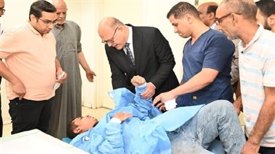 حادث طريق جهينة الكوامل .. جامعة سوهاج تتحرك لإنقاذ أبنائها