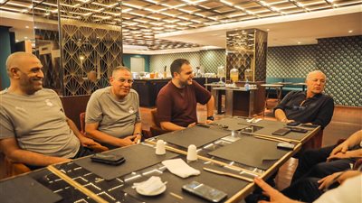 هاني أبو ريدة يصل المغرب ويستقبل بعثة منتخب مصر