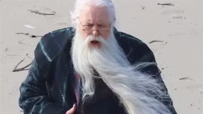 جون ليثجو يجسد دمبلدور في النسخة الجديدة من هاري بوتر