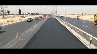 جهاز العاشر من رمضان يواصل خطة تطوير الطرق والمحاور الحيوية