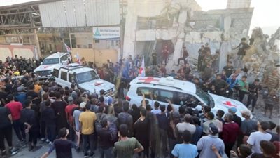 قوات الدفاع الإسرائيلية: الرهائن سيخضعون لتقييم طبي أولي.. ووسائل الإعلام تؤكد: حالتهم جيدة