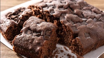 براونيز لذيذ بخليط كيك الشوكولاتة الجاهز في خطوات سهلة