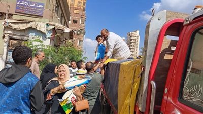 تموين ههيا توزع أرز وسكر بأسعار مخفضة على المواطنين