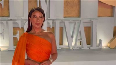 مهرجان الجونة السينمائي 2025.. صبا مبارك بالبرتقالي (صور)