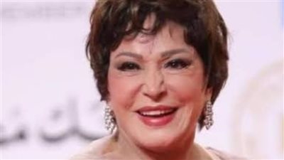 مهرجان الجونة السينمائي 2025.. لبلبة ملكة الأناقة بالمخمل الناعم