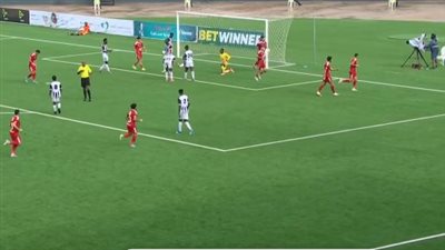  بث مباشر.. انطلاق الشوط الثاني بين الأهلي وإيجل نوار