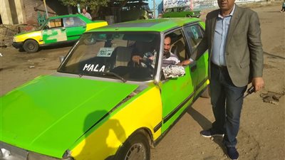 رئيس منوف يتفقد مواقف سيارات الأجرة ويتابع الإلتزام بتعريفة الركوب الجديدة