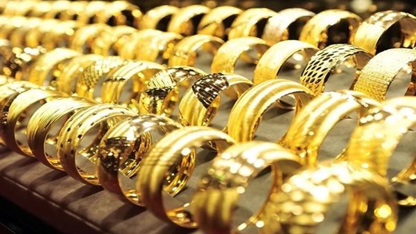 اقتصادي: انخفاض الذهب اليوم 6% "تصحيح طبيعي" بعد قفزة 50% منذ بداية العام