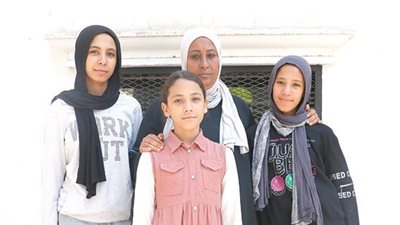 الأيتام‭ ‬الأربعة‭ ‬والحمل‭ ‬الثقيل