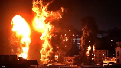 عودة الحرب:الاحتلال يشن أكثر من 20 غارة كثيفة على شرق خان يونس