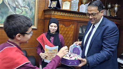 مدرسة الشهيد اللواء حسين جابر تجري حديثاً صحفياً مع وكيل تعليم الغربية 