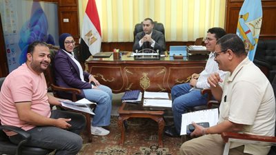 نائب محافظ كفرالشيخ ببحث طلبات المواطنين وشكاواهم