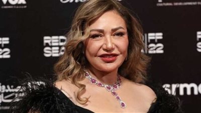 ليلى علوي تبكي فخرًا في افتتاح المتحف الكبير: مصر ما زالت تعلم الإنسانية