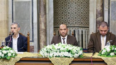 الملتقى الفقهي بالجامع الأزهر: الإمام أبو حنيفة نموذج فريد في الفهم الفقهي