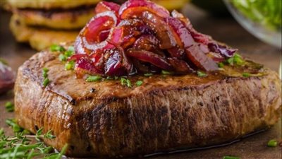 طريقة عمل اللحمة بالبصل والتوابل