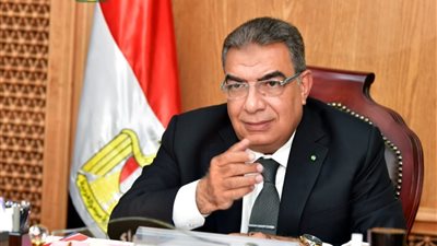 محافظ الدقهلية يتابع سبل تطوير الخدمات المقدمة داخل وحدات الغسيل الكلوي 