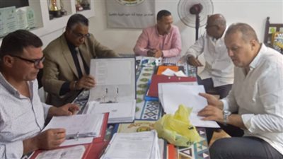 الشباب والرياضة: لجان الرقابة تواصل فحص السجلات المالية والإدارية لبعض أندية السويس   