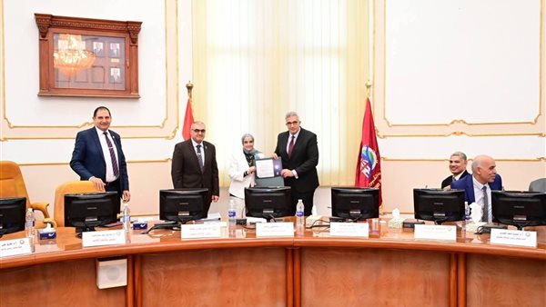 إعتماد المركز الدولي لتنمية قدرات أعضاء هيئة التدريس بجامعة المنوفية
