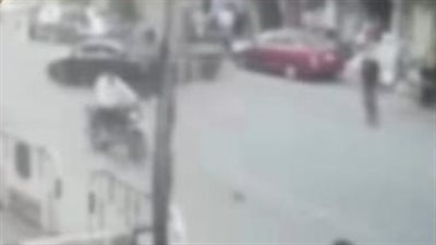 القبض على قائد دراجة صدم شخصين في المنيا وأصابهما بجروح خطيرة