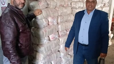 ضبط سجائر بدون فواتير وبيع دقيق مدعم بالسوق السوداء بالبحيرة