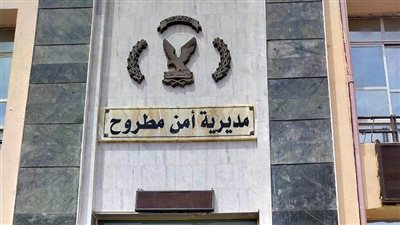 حادثا تصادم وانقلاب على طريق مطروح يصيبان ستة أشخاص بينهم طفلان