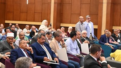 محافظ جنوب سيناء يترأس اجتماعًا لمتابعة الموقف التنفيذي للمشروعات القومية