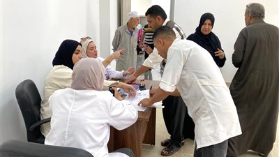 قافلة طبية شاملة لخدمة أهالي قرية العيادية