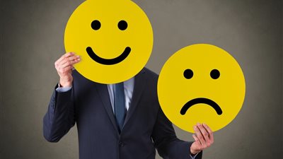 علماء يكشفون ارتباط السعادة بانخفاض معدل الوفيات