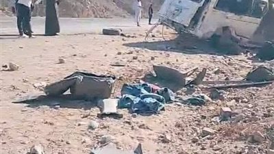 إصابة 18 شخص في انقلاب ميكروباص جنوب البحر الأحمر 