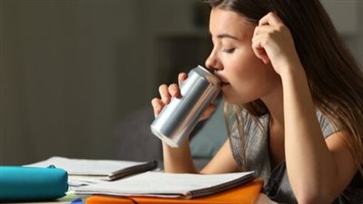 مشروبات تهدد صحة المراهقين.. تعادل 3 أكواب إسبريسو