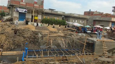 تغطية الترع والمصارف ضمن مشروعات الخطة الاستثمارية بدمنهور