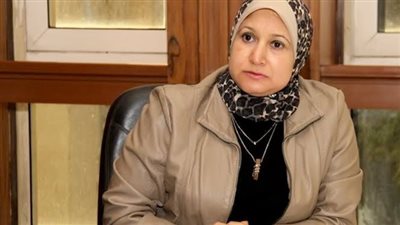 تخاطر بحياة المرضى.. نقيب التمريض تحذر من الأكاديميات غير المرخصة (فيديو)