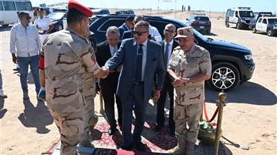 محافظ جنوب سيناء يشارك في اجتماع مجلس جامعة السويس 