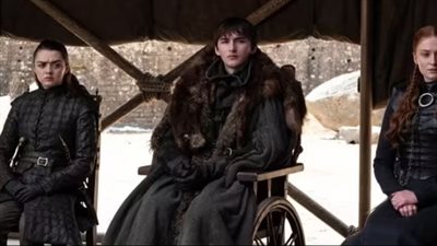 نجم مسلسل “صراع العروش” يحتفل بزفافه وصوفي تيرنر تتصدر المهنئين