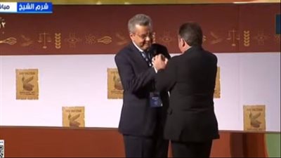 موفد “القاهرة الإخبارية” يرصد تفاصيل تسلم مصر رئاسة 