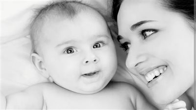 دول تدفع المال لتشجيع الإنجاب سباق عالمي لمواجهة أزمة شيخوخة