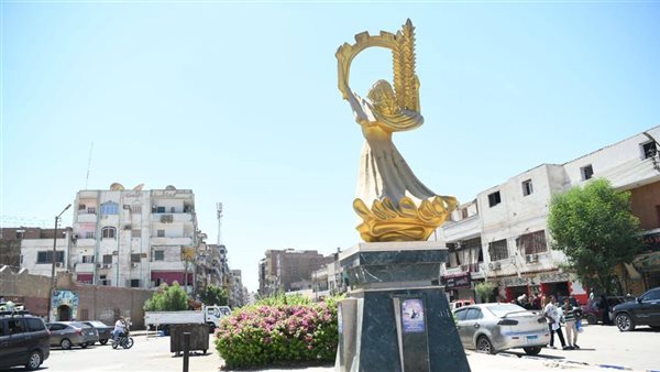 إنذار 49 متجرًا بتوفيق التراخيص في نجع حمادي شمال قنا