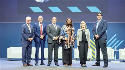 «القابضة للمطارات» تناقش مستقبل السفر الجوى من منظور عالمى